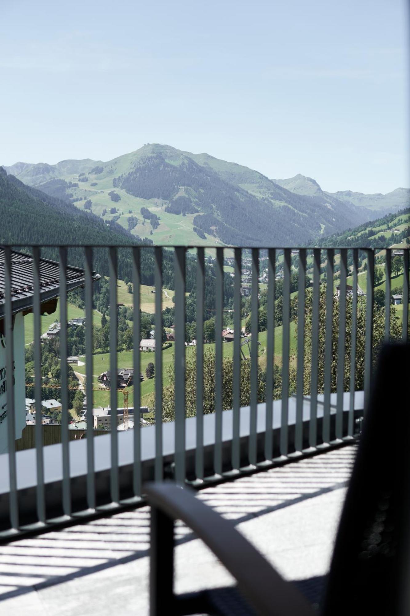 Apartments Landhaus Saalbach Экстерьер фото